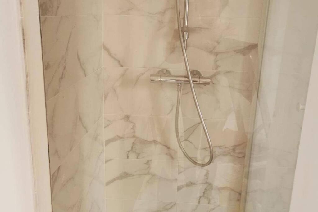 Proche De La Appartement *